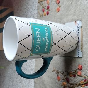 Queen of Everything Coffee Tea Tall Mug White Gold Aqua NEW